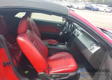 2005 Ford Mustang from USA, damaged, VIN 1ZVFT84N655245396